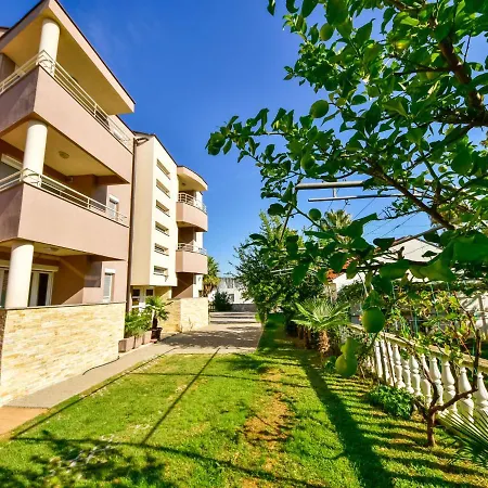 Marko-5 By Interhome Appartement